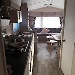 Caravan Aan Zee Arnani Kemping *