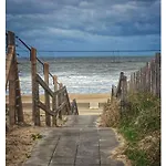 Kemping Caravan Aan Zee Arnani