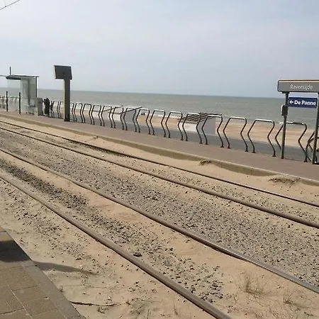 Caravan Aan Zee Arnani * ミデルケルケ