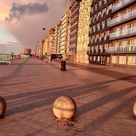 Caravan Aan Zee Arnani